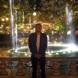 Meet your Posher, Christian