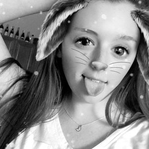 Meet your Posher, Kendra