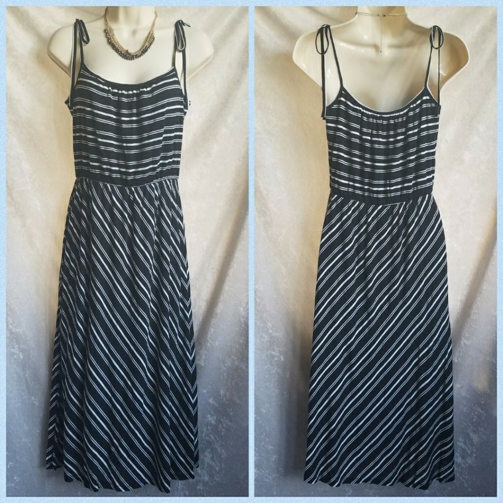 Willow & Clay striped midi spaghetti strap dress