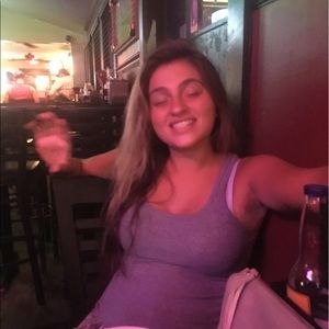 Meet your Posher, Angie