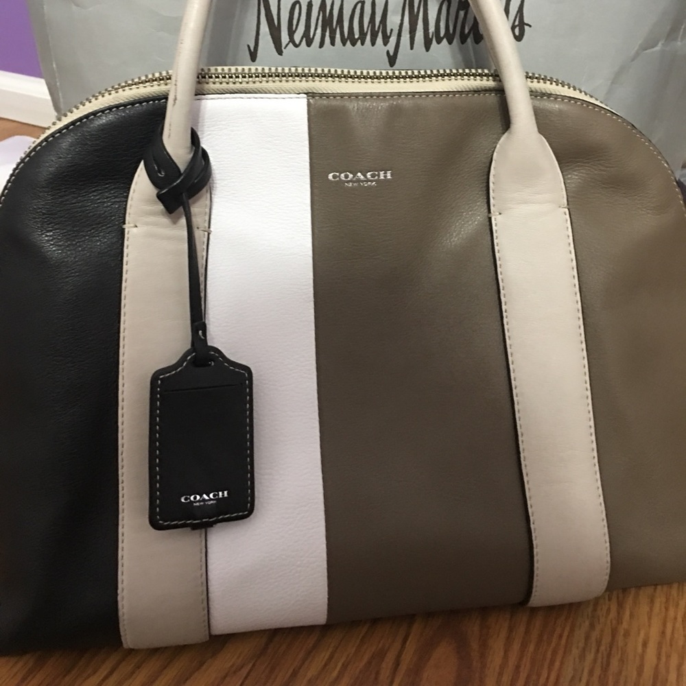 Coach handbag - Picture 2 of 3