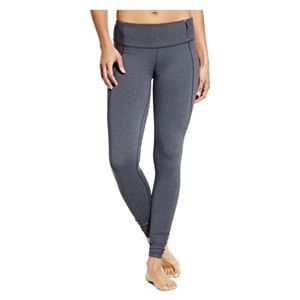 Calia by Carrie Underwood tight fit leggings