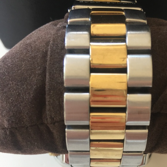Michael Kors Two Tone Silver and Gold Watch 5055 - Picture 4 of 4