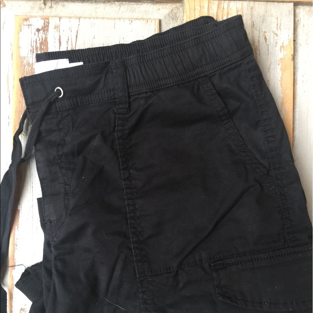 Women's cargo shorts