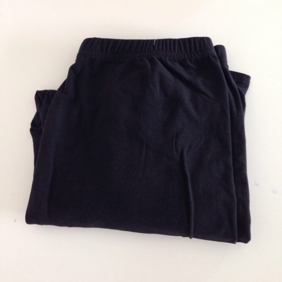 💥 LAST ONE 💥 Black Soft Leggings - Picture 6 of 8