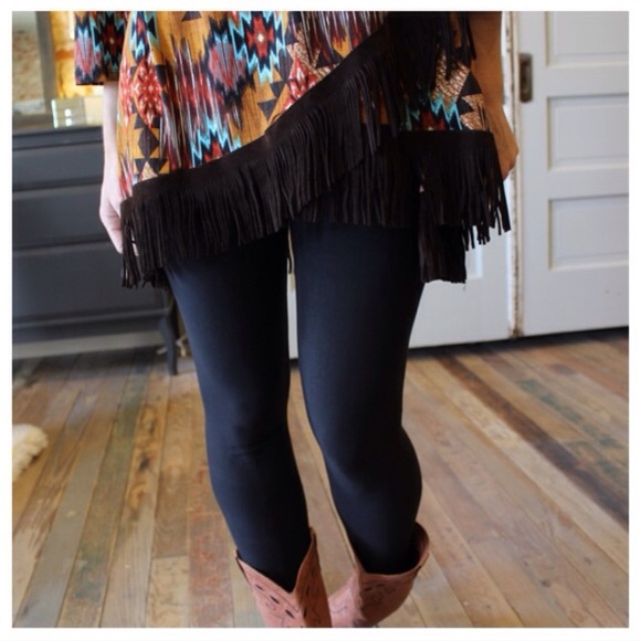 💥 LAST ONE 💥 Black Soft Leggings - Picture 5 of 8