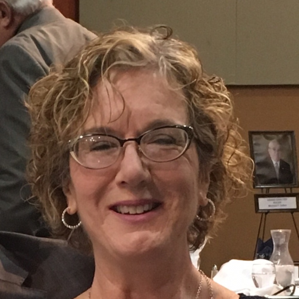 Meet your Posher, Letitia