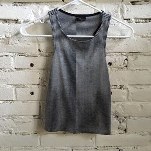 Last Chance ✨ Cropped ribbed tank