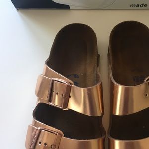 EUC Metallic Copper Arizona Birkenstocks size 40