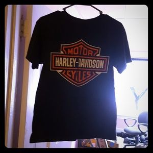 Womens harley Davidson t shirt.