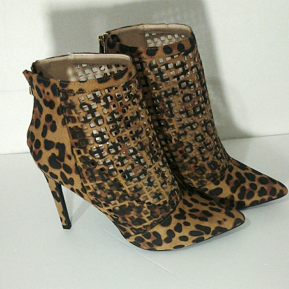 Fierce Brown leopard 3 inch Anne Michelle boots