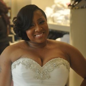 Meet your Posher, Antoinette