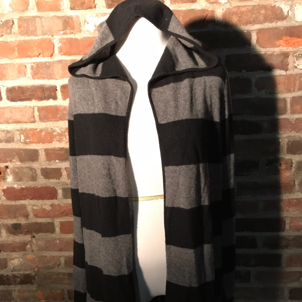 Cashmere  Navy and Grey Stripe Sweater Size M