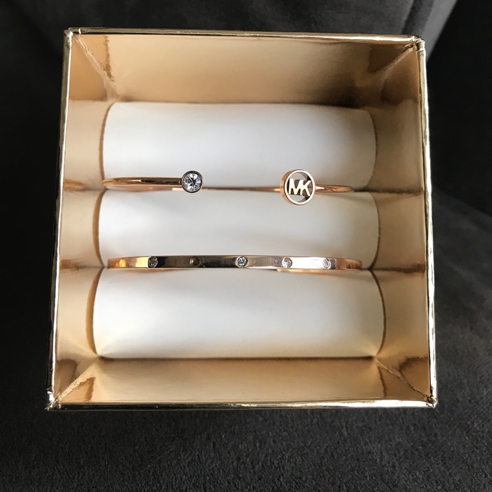 NWT with defect, Michael Kors 2 Gold Cuff Set