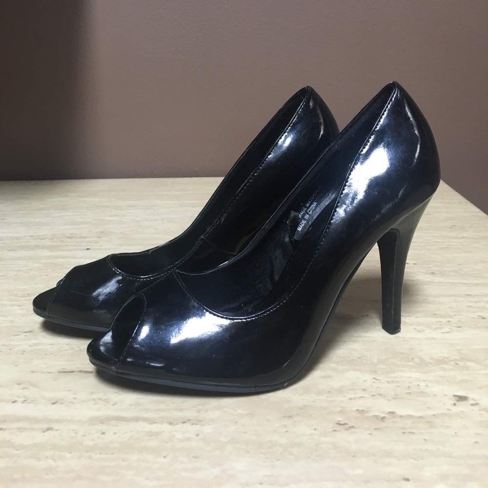 Black heels