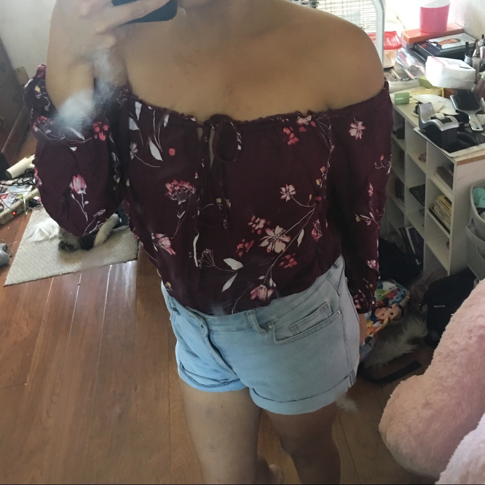 ✨CUTE FLORAL MAROON OFF THE SHOULDER TOP✨