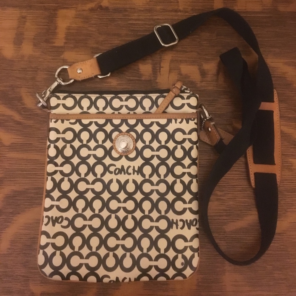 Coach black& white purse