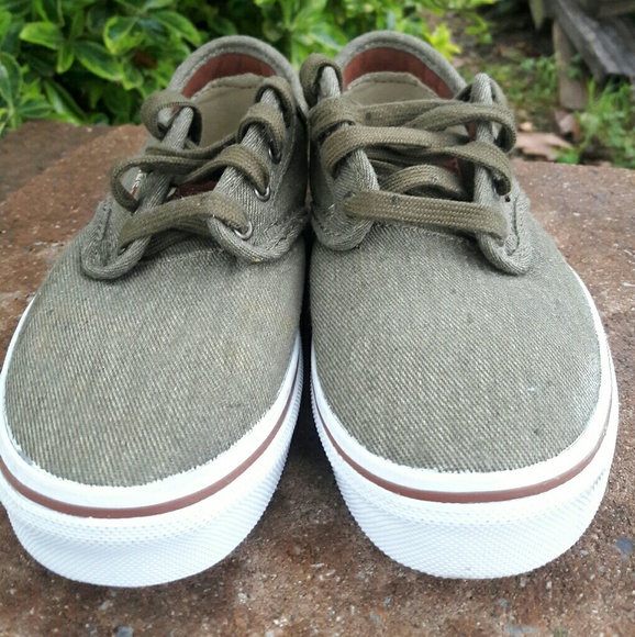 Vans - Picture 3 of 5