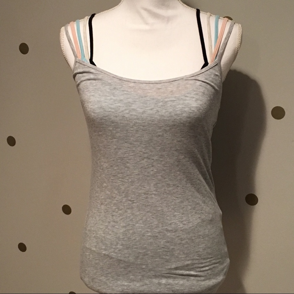 5 Forever 21 tanks