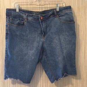 Faded Glory Bermuda Jean Shorts. Size 16.