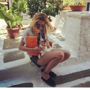 Meet your Posher, Camille