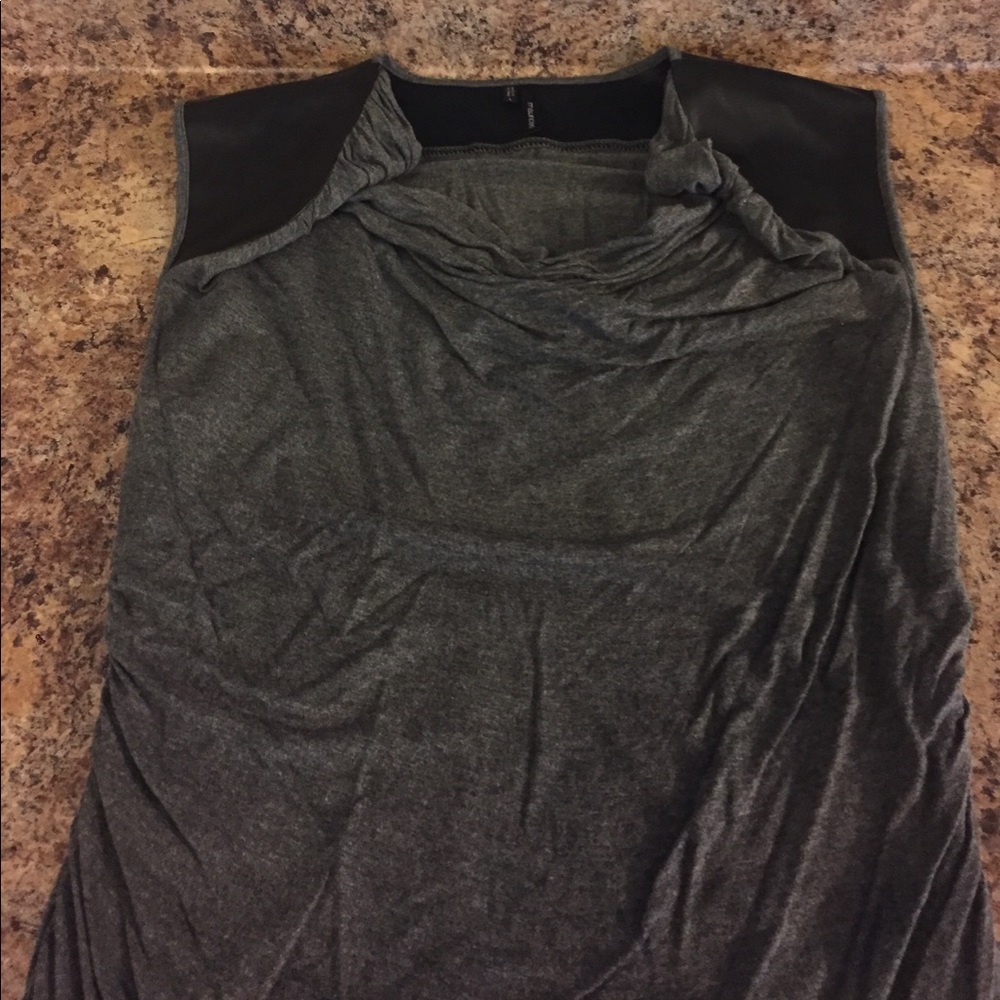 Black and Grey top