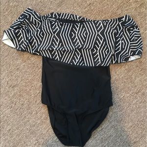 Off shoulder swim (XL)
