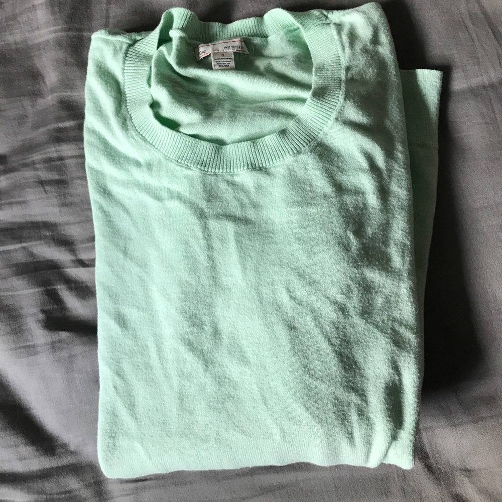 Mint green lightweight Gap sweater