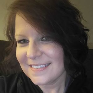 Meet your Posher, Carla