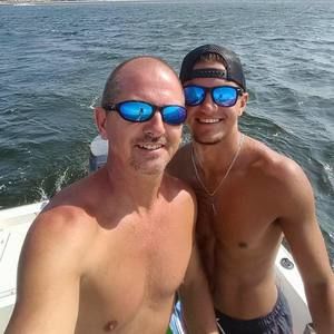 Meet your Posher, Dakota