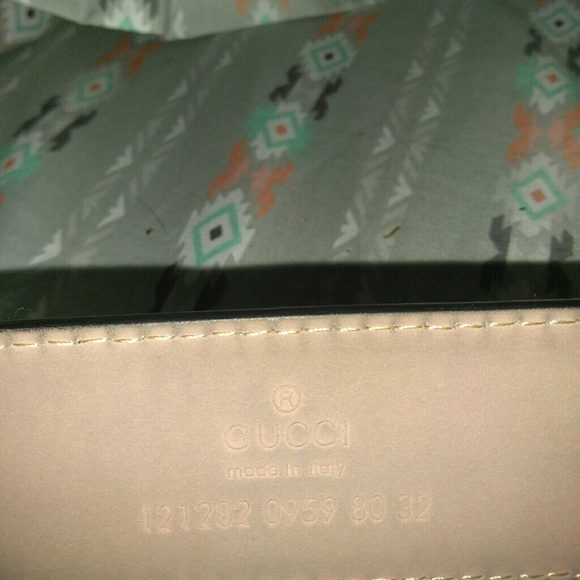 A gucci belt - Picture 2 of 2