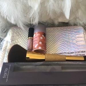 NEW Tarte Sculpt & Slim Contour Brush