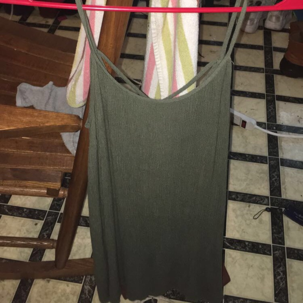 Forever 21 tank