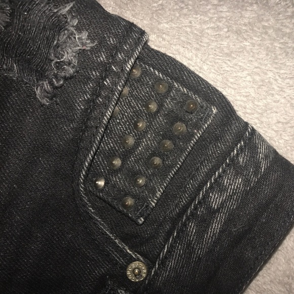 HIGHWAISTED SHORTS - Picture 2 of 3