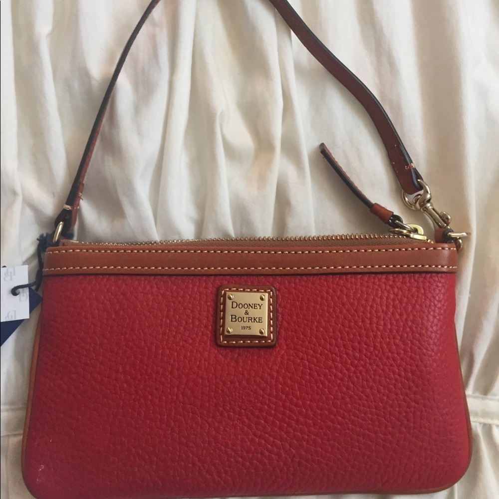 NWT Dooney & Bourke Wristlet