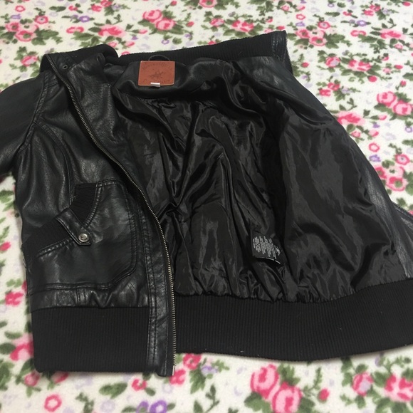 Jacket - Picture 2 of 3