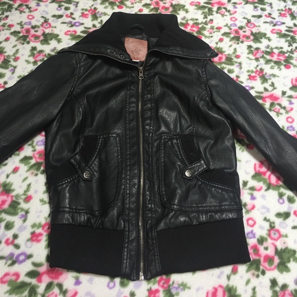 Jacket - Picture 3 of 3