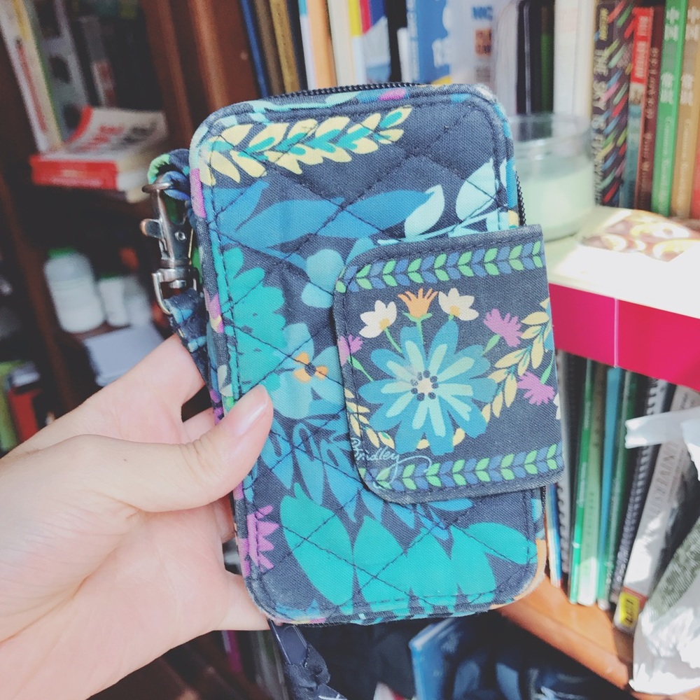 Vera Bradley Smartphone Wristlet for iPhone 6
