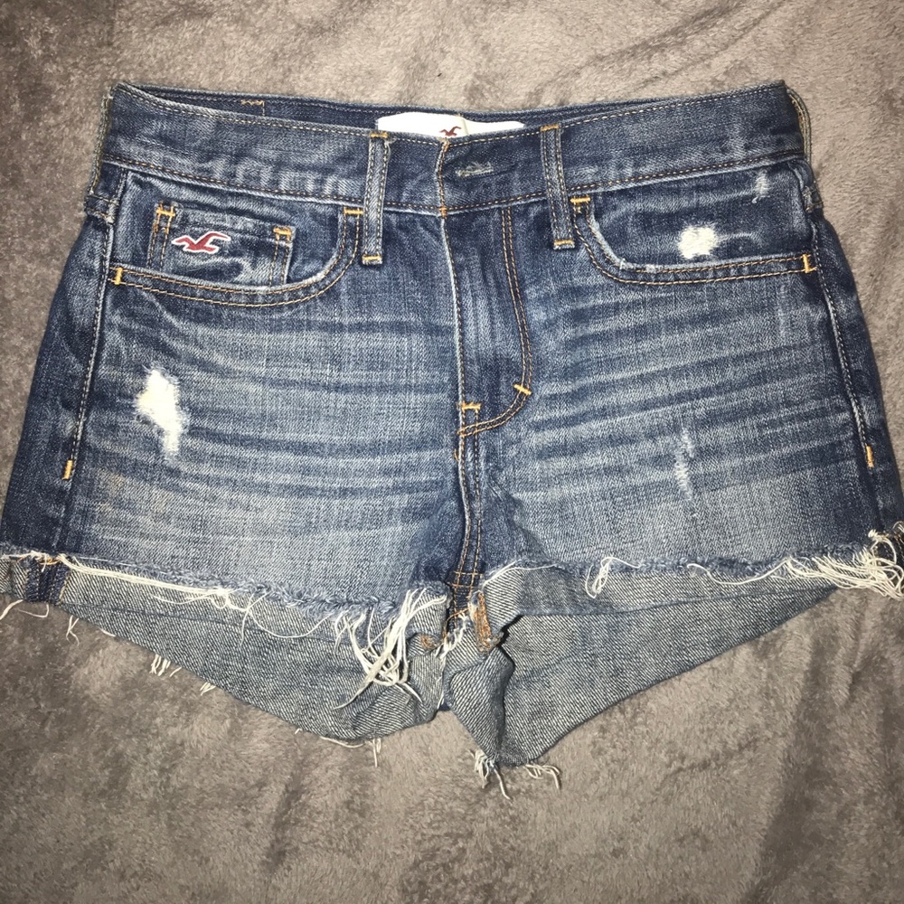 HOLLISTER SHORTS