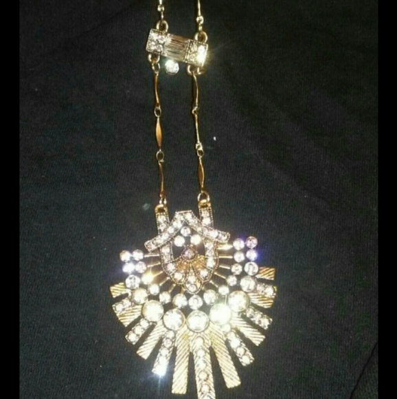 Spring Street Tribal Rhinestone Necklace - Picture 2 of 2