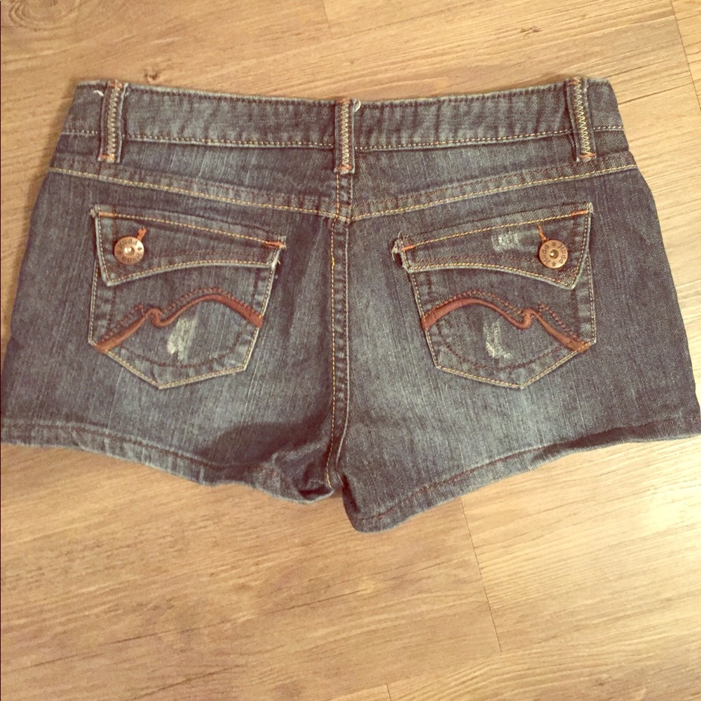 Cute denim blue Mudd jean shorts