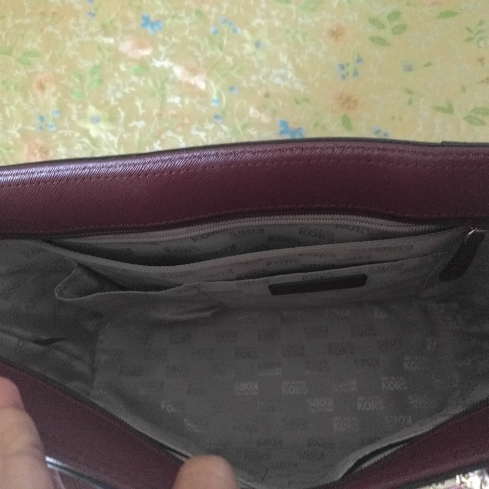 Michael Kors Shoulder Bag - Picture 3 of 4