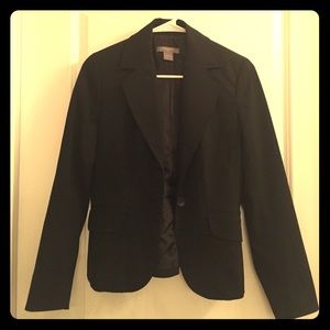 Ann Taylor black blazer in Petite