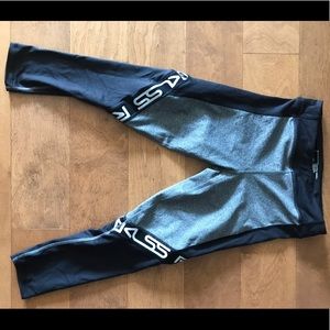 Young and Reckless XS rare legging