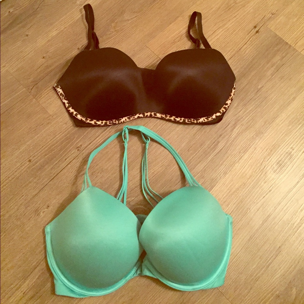 Hot push up Victoria's Secret Bras! 34DD
