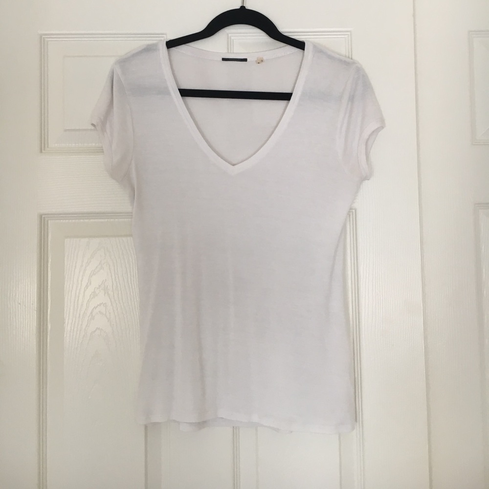Tahari Basic White Tee