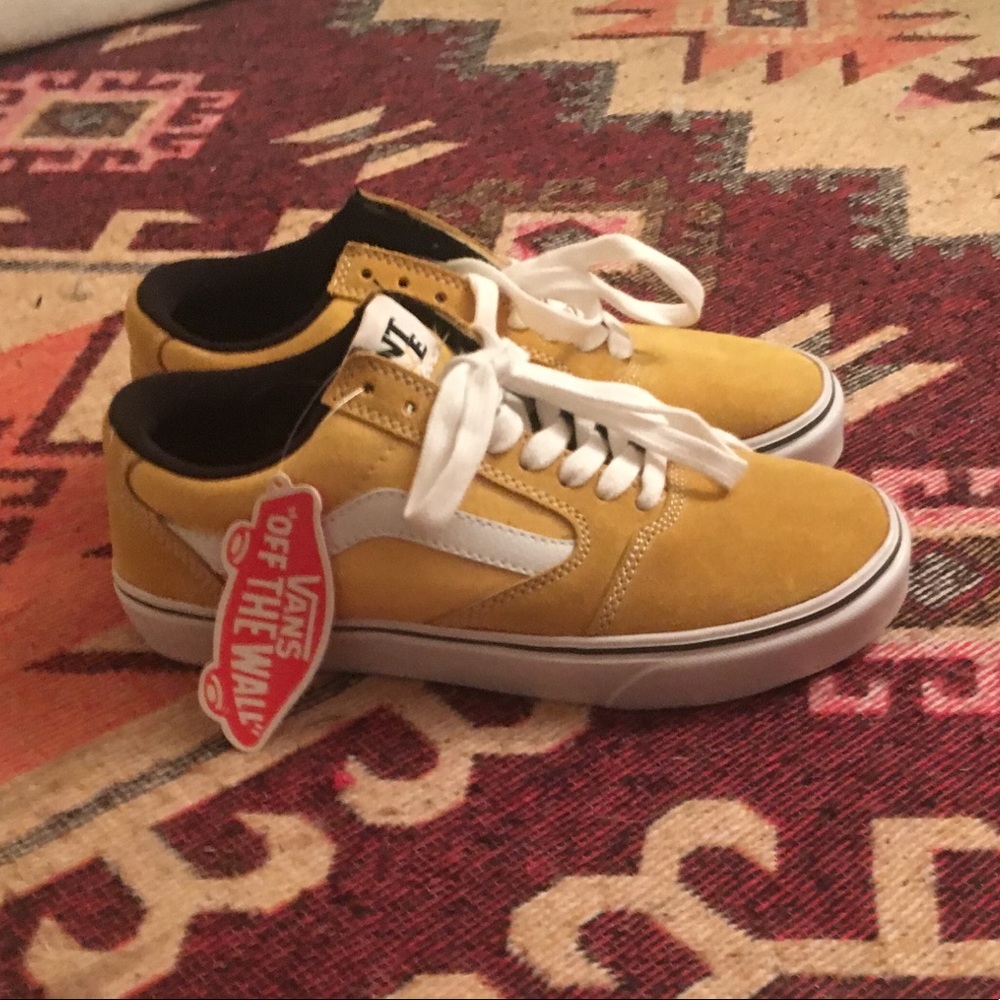 Vans Old Skool (Never Worn!)