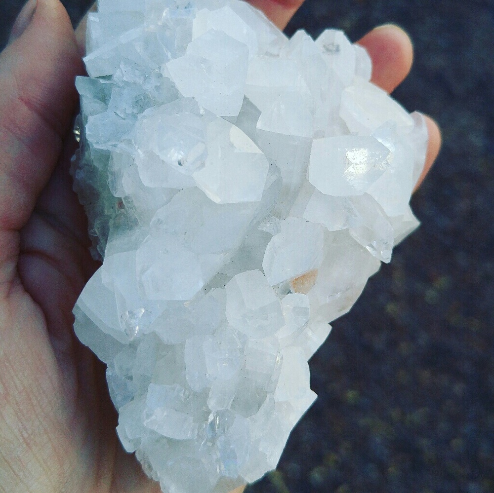 Stunning zeolite lava crystal, full of healing