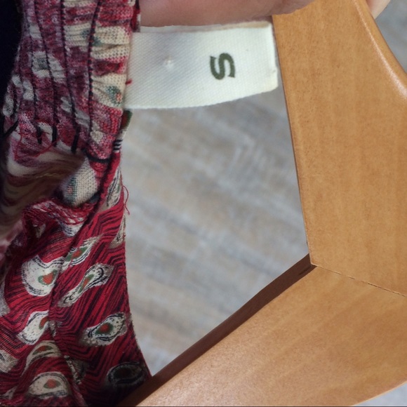 Tiny (Anthro) hi low embroidered Blouse sleeveless - Picture 5 of 5