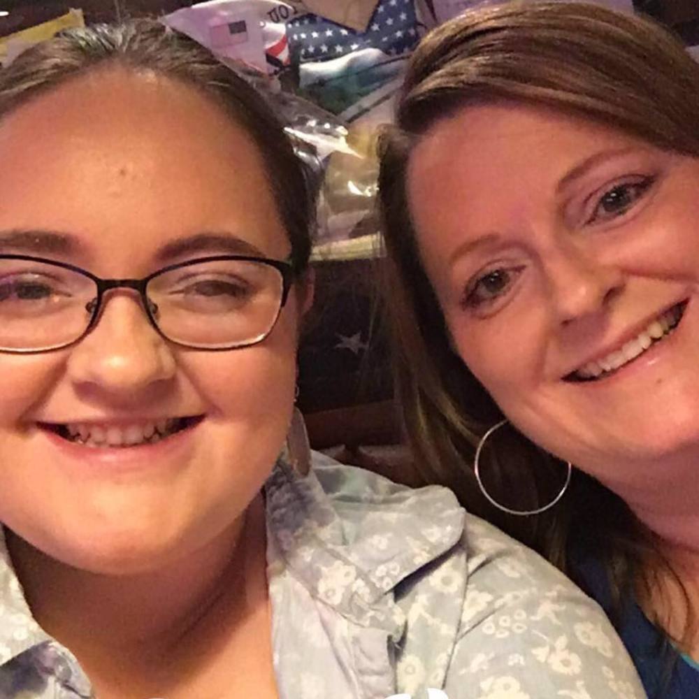 Meet your Posher, Holly